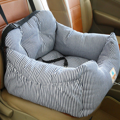 Pet car seat with striped pattern in a vehicle