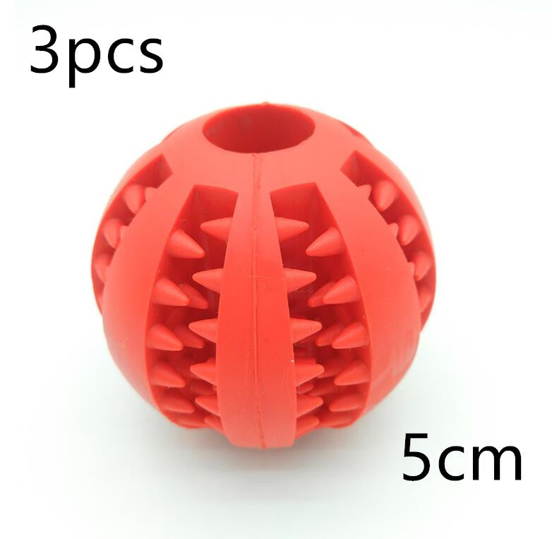 Red rubber ball with textured surface and a hole, labeled '3pcs' and '5cm' on a white background.